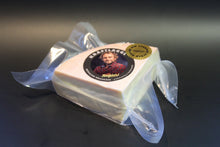 Lade das Bild in den Galerie-Viewer, Kasplatzl Kirchberg in Tirol Biokäse Rotkultur-Weichkäse ein starkes Stück Natur butterweich von der Alm