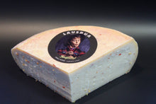 Lade das Bild in den Galerie-Viewer, Kasplatzl Kirchberg in Tirol Schnittkäse Lausbua Chili Bio Almkäse